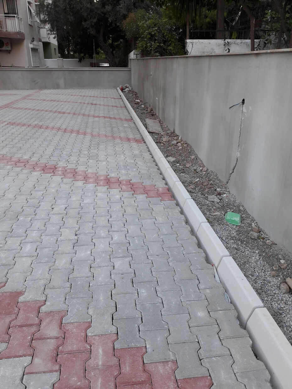 Çim Bordürü